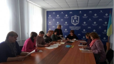Деклараційну кампанію проводять разом у Нововоронцовському районі
